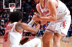 爱德华兹赛后谦逊发言登热搜，休斯顿火箭惊险广东男篮引发热议的简单介绍