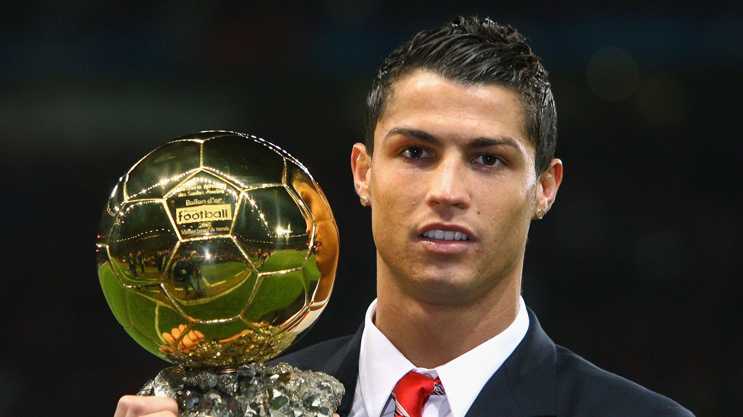 亚运会转会风云：利雅得新月盯上锋线强援，哈兰德或成交易筹码(雅加达亚运会开幕式回放)